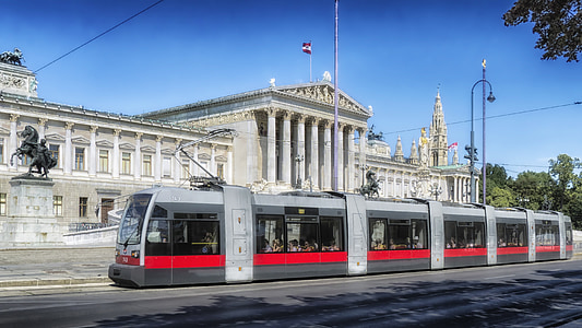 Вена, Австрия, Здание парламента, Архитектура, Правительство, поезд, общественный транспорт