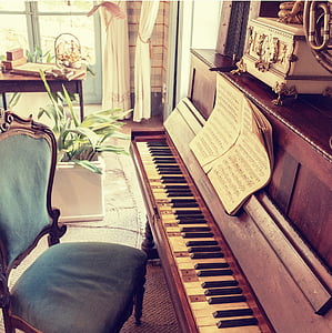 stol, glasba, glasbilo, klavir, notne