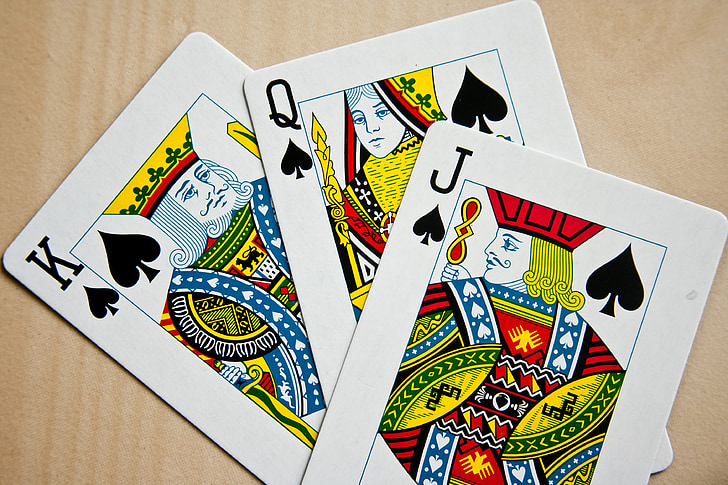 igralne karte, kartice, visoke karte, piki, tri, priložnostotni delavec, kraljica