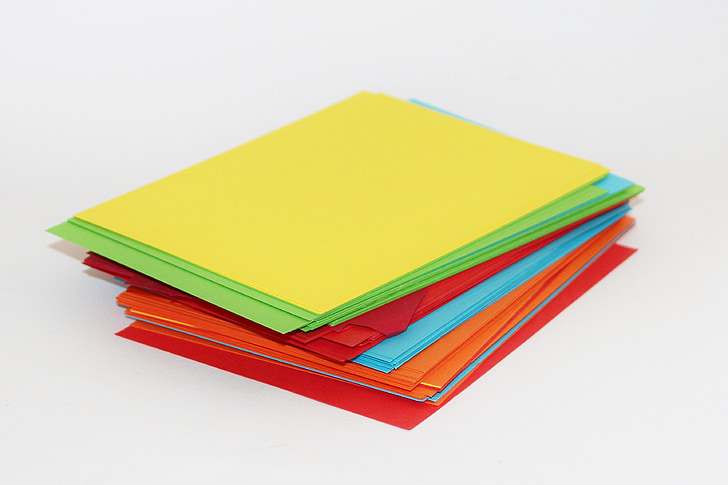 farbiges Papier, Karten, bunte