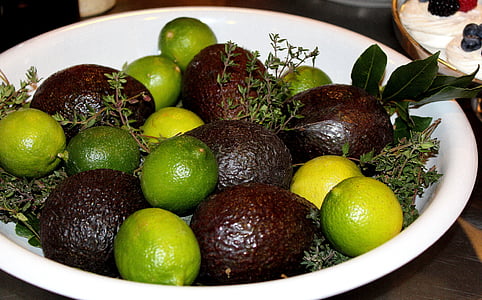 Limes, Avokado, sebze