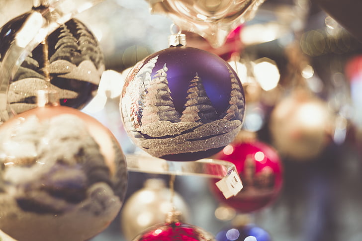 Natal, bolas de Natal, decorações de Natal, enfeites de Natal, close-up, decoração