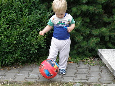 vaikas, kamuolys, žaidimas