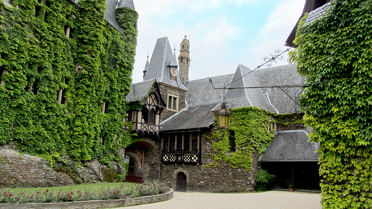 Разположен на алеята край cochem, замък, архитектура, Средновековие, места на интереси, забележителност, Burg cochem