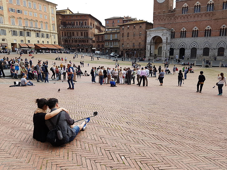 selfie, Zdjęcie, Siena, film, Piazza del campo, Włochy, Toskania