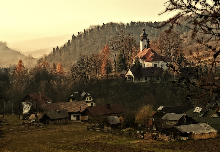 poland, malopolska, pieniny, mountains, city szczawnica, village jaworki, church