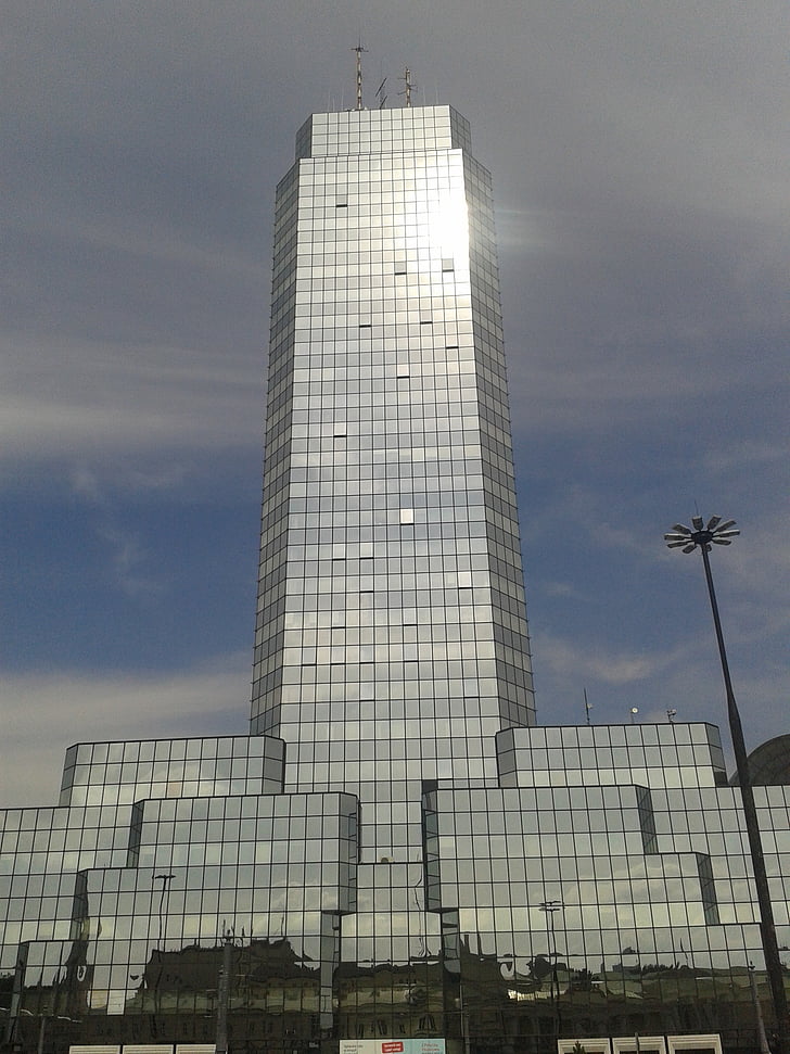 warsaw, poland, skyscraper