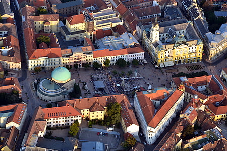 Pecs, Masjid, Baranya, tempat-tempat menarik, Gereja, Pusat kota, Alun-alun Széchenyi