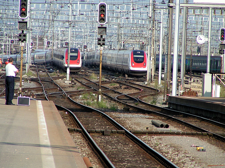 trein, spoorwegen, Zurich, centraal station, IC-, kantelen van de trein, ICN