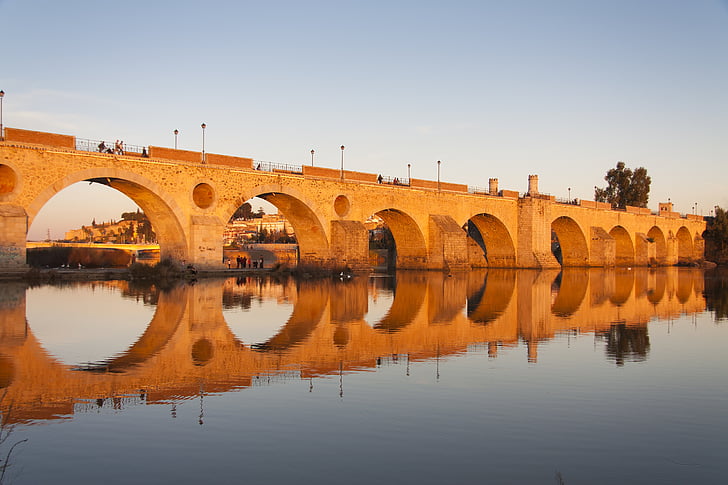 Most, Badajoz, Guadiana, západ slnka, rieka, Architektúra, reflexie
