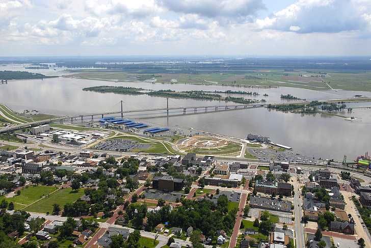 Légifelvételek, Alton-Hampshire, Illinois, folyó, víz, híd, város