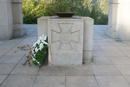 anıtın üst kısmındaki st, Mount st, ilk rol heykeli, İsyancılar için anıt, Silesian Ayaklanması, Annaberg, Annaberg denkmal