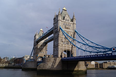 Tower bridge, a vízparton, víz, Anglia, London, folyó, híd