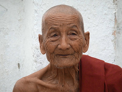 rana pescatrice, Myanmar, religione, Buddismo, Birmania, uomini vecchi, anziani