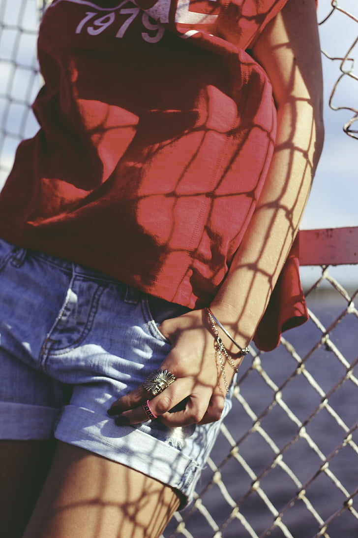 red, blouse, jeans, shorts, jewellery, jewelry, ring
