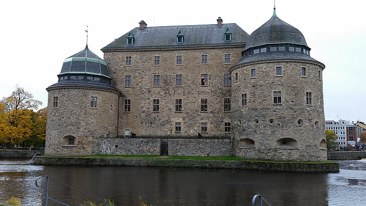 Örebro, Schloss, Park, Herbst, Svartån, zu Fuß, kleine Insel
