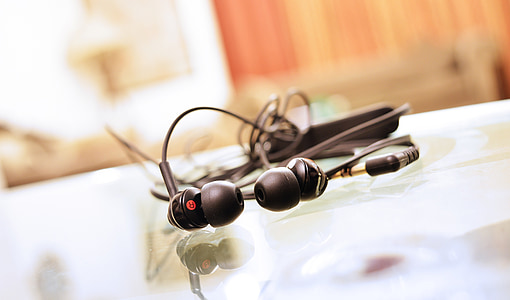 слушалки, Черно и бяло, Слушай, музика, аудио, технология, слушалки