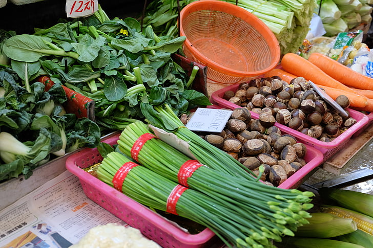 traditions market, bazaar, ingredients