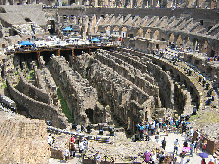Italien, historia, Colosseum