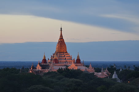 Birmanie, Myanmar, bouddhiste
