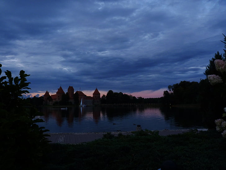 trakai, lithuania, castle lake