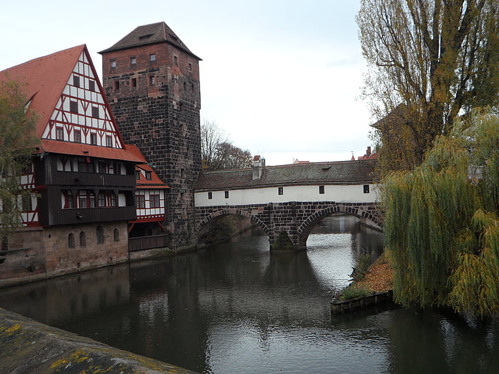 Nuremberg, kota tua, Pegnitz, Jembatan, musim gugur, Menara, Sungai