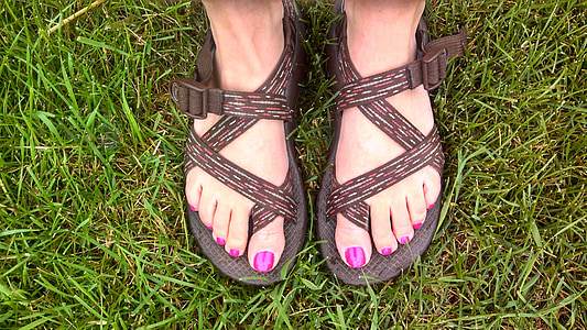 nail polish, nails, pink, feet, toes, grass, sandals