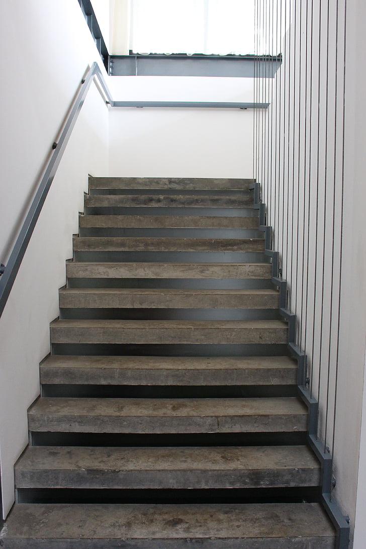 pa kāpnēm, kāpnes, arhitektūra, kāpnes, kāpnes, kāpņu, darbības
