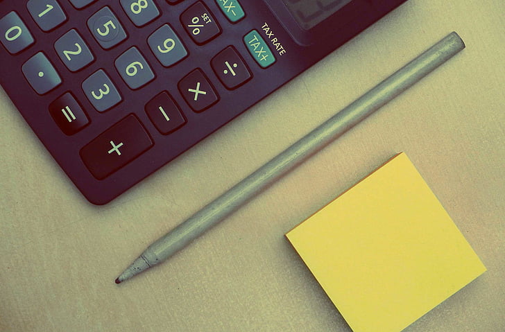 gris, stylo à bille, stylo, près de :, jaune, post-it, Remarque