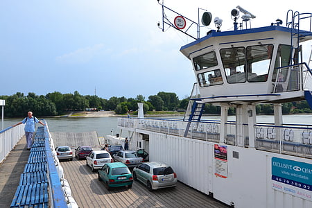 Baranya, Mohács, veerboot, Donau, eiland, Hotel, kerk