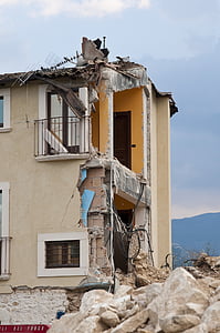 jordskælv, murbrokker, sammenbrud, katastrofe, hus, veje, Onna