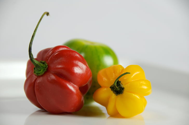 paprika, tomato, sweet peppers, food, vegetables, healthy, eat