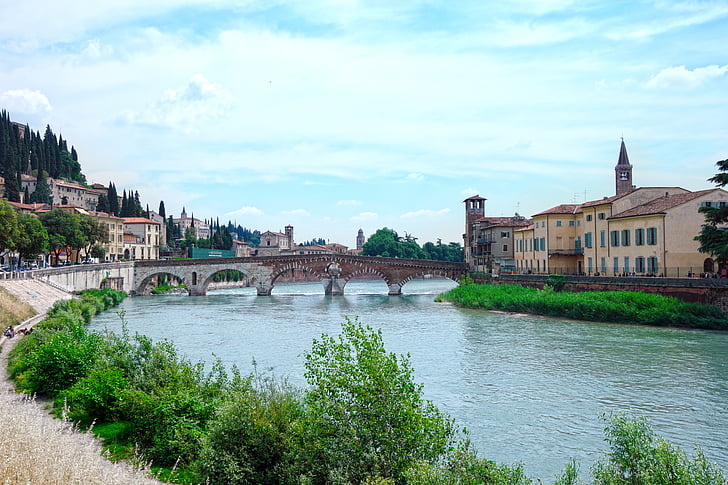 Verona, stenen brug, Adige, weergave, landschap, Campanile, Archi