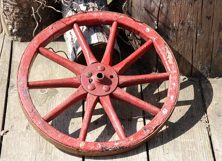Wagon wheel, rood, houten wiel, decoratie