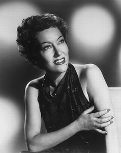 Gloria Swanson, Schauspielerin, Sänger, Weiblich, Produzent, Norma Desmond, Zurückgezogene
