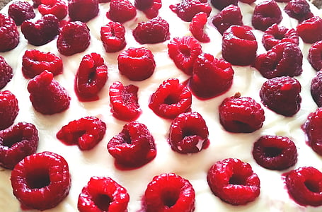 strawberry, cake, pastry, raspberry, dessert, sweets, raspberries
