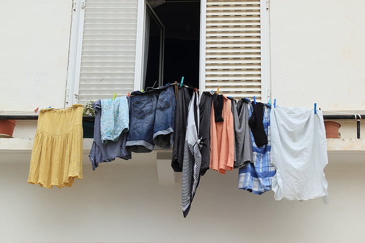 Portugali, Faro, rakennukset, WC, Pyykinpesukone, Pesula, kuivaus, vaatteet