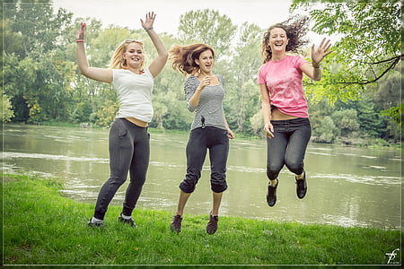 점프, 점프, 행복 한 사람들, 여성, 여자, 아름 다운, 공원