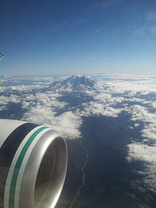 Jet motoru, helens Dağı, Oregon, bulutlu gökyüzü, Uçuş