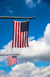 Αμερικανικές σημαίες, μπλε του ουρανού, σύννεφα, σημαίες, φύση, ουρανός, ΗΠΑ