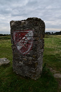 ireland, pennant, shield, field, monument, stone, rock