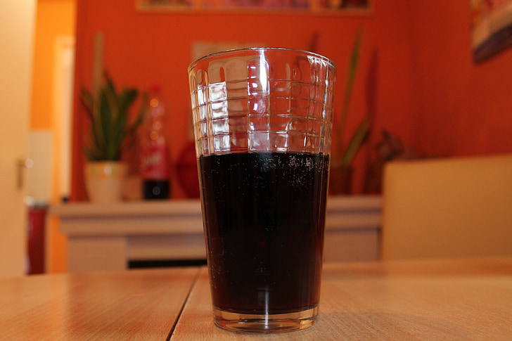 sklo, Cola, nápoj