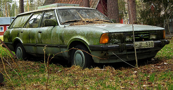 Ford, regiji: Taunus, automobili, automobil, smetlište, napuštena, metala