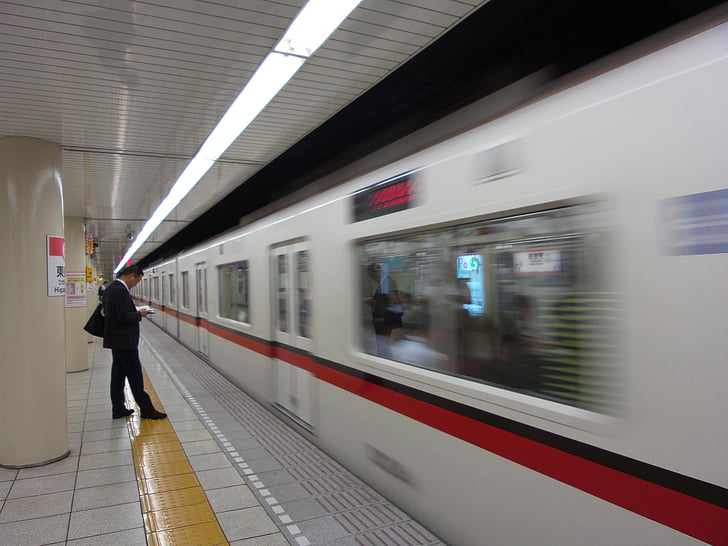 Japonija, Tokijas, metro, traukinys, palaukti, palauk, Salaryman, verslininkas