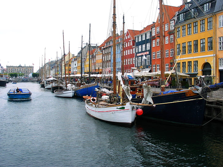 Kopenhaga, łodzie, kolorowe, Dania, Waterfront, Skandynawia, Miasto