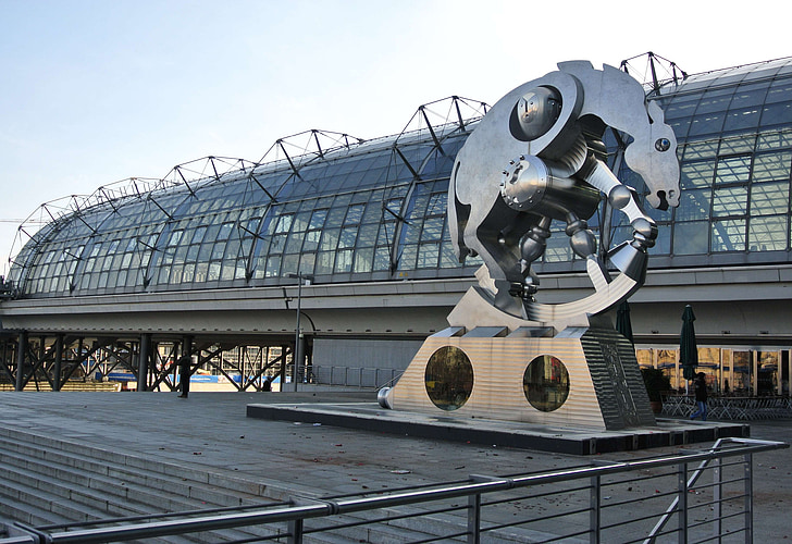 ostbahnhof berlin, sculpture, art, modern art, stainless steel