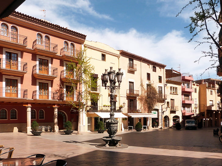 cambrils, plaza, tarragona, source, city hall, center, catalonia