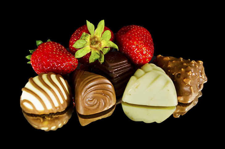 strawberries, chocolate, food, sweet, strawberry, fruit, dessert