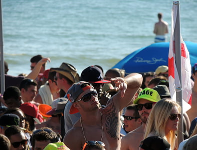 Beach-party, Frühlingsurlaub, Kalifornien, nackter Oberkörper, Geck, College-kids, Gruppe