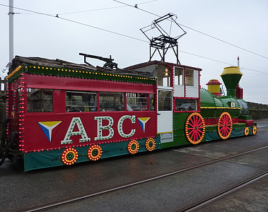 tramvia, il·luminat, tren, al costat del mar, Blackpool